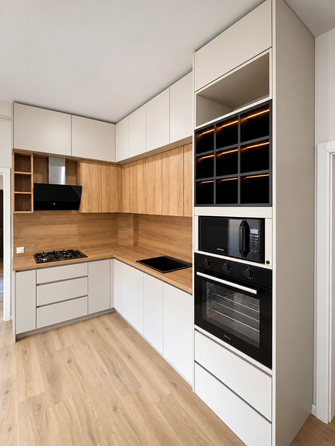 Bucătărie alb & lemn — Fotografie din portofoliul furnizat