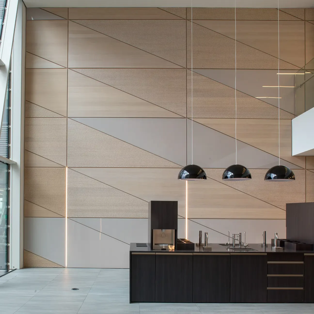 Placare din MEDITE PREMIER FR la Central Bank of Ireland, Woodfit Acoustics
